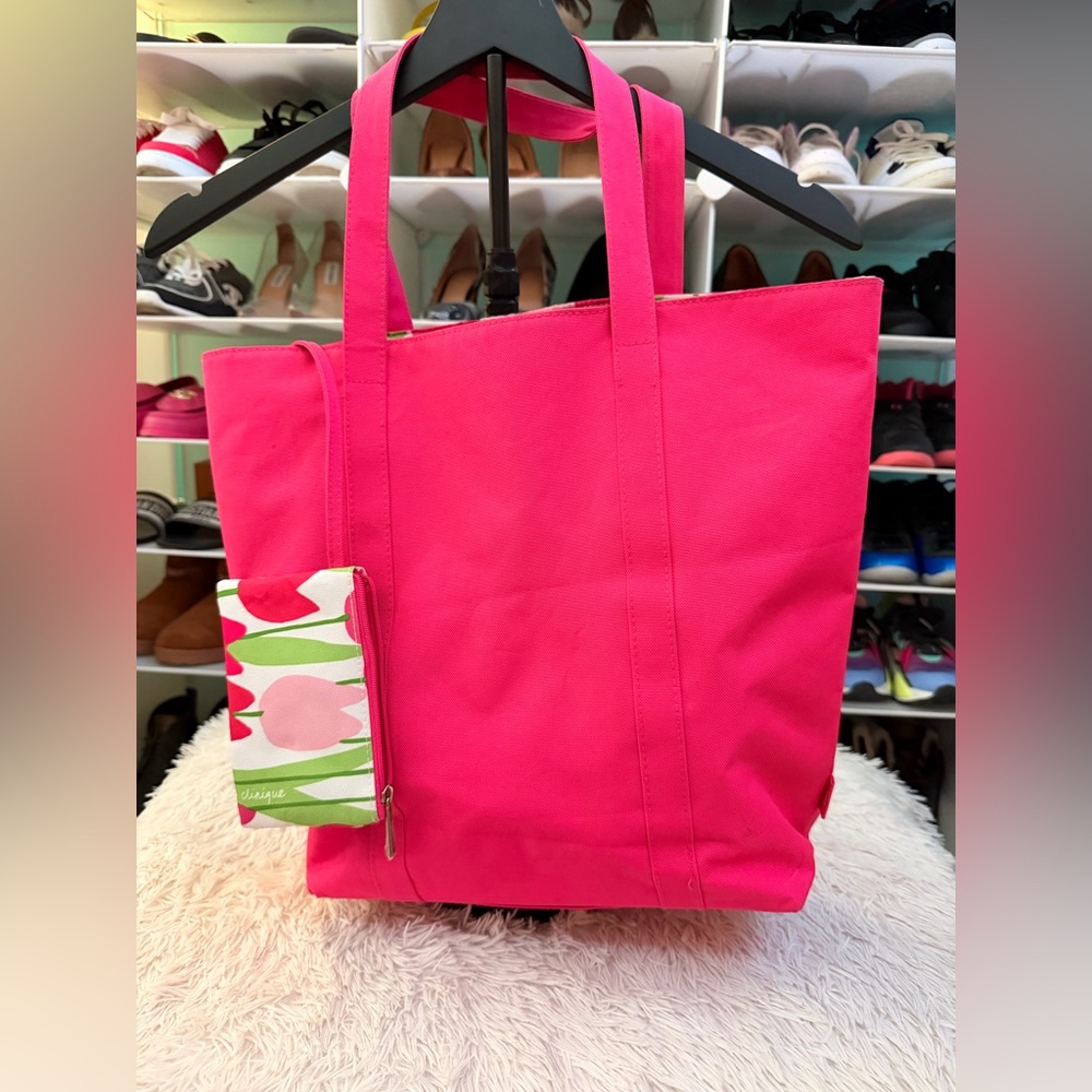 Clinique Pink Nylon Tote Bag with attached Matching Pouch